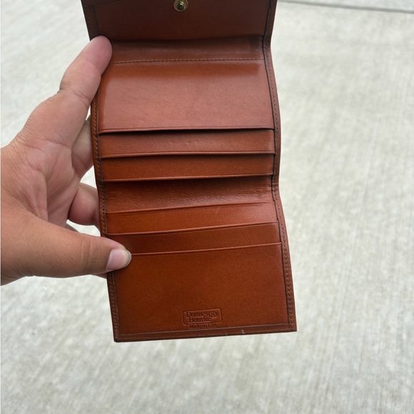 Dooney & Bourke Vintage Trifold Wallet Brown Tan Leather Made in USA - Picture 3 of 6